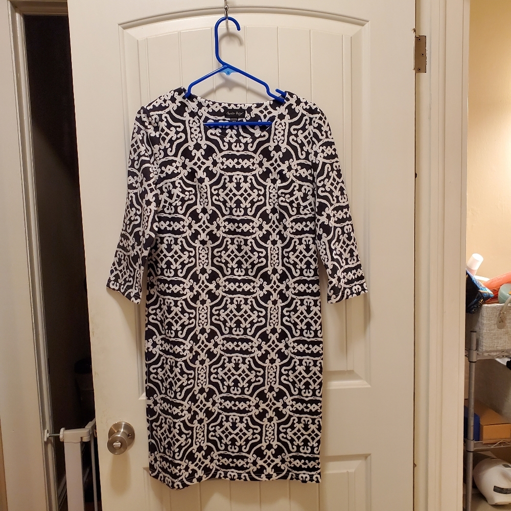 💟adorable dress with 3/4 sleeves